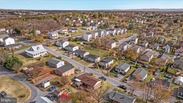 376 STONEWALL ST, Strasburg, VA 22657