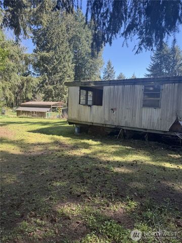 6620 301st Street Ct S, Roy, WA 98580