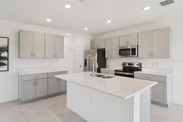 4904 BLUEBELL COURT, Haines City, FL 33844