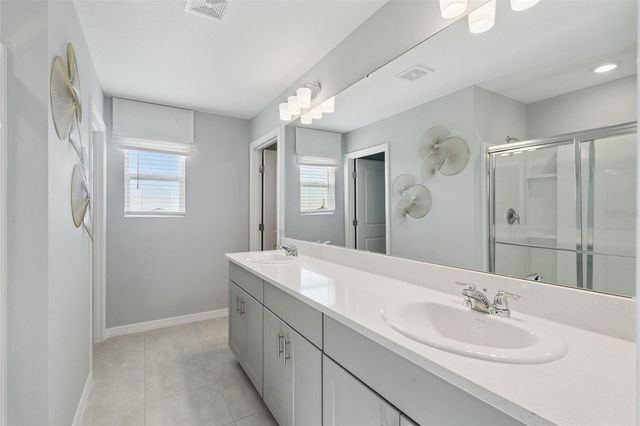 4904 BLUEBELL COURT, Haines City, FL 33844