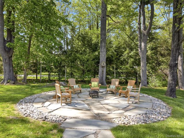 105 Old Corner Road, Bedford, NY 10506