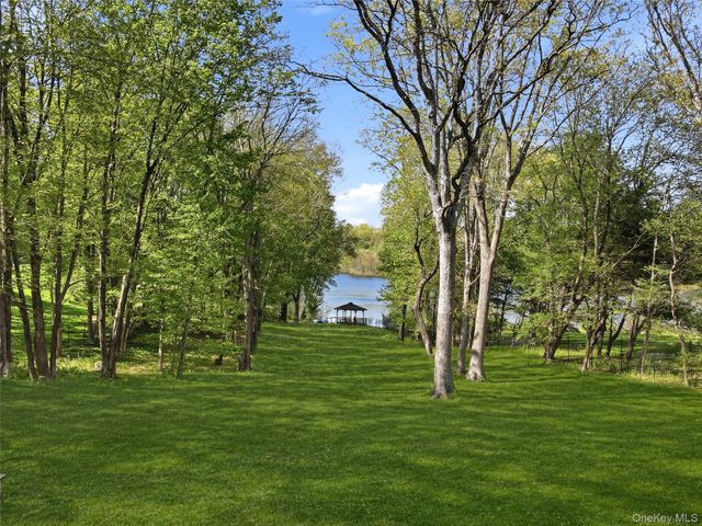 105 Old Corner Road, Bedford, NY 10506