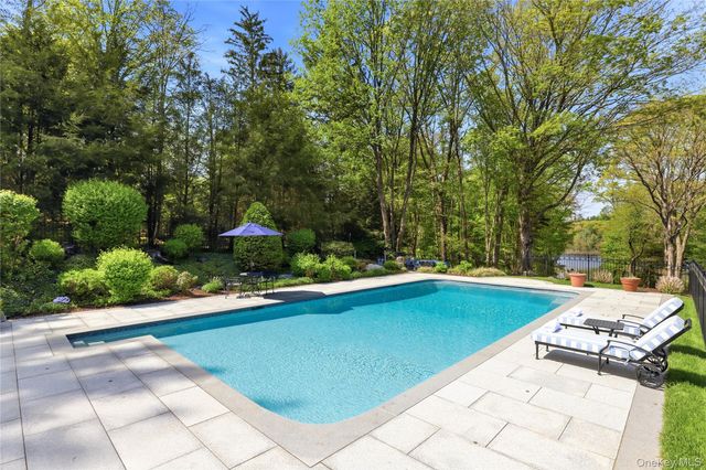 105 Old Corner Road, Bedford, NY 10506