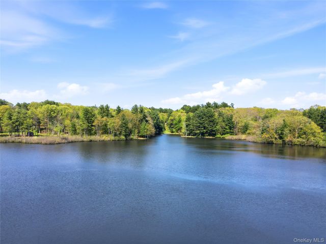 105 Old Corner Road, Bedford, NY 10506