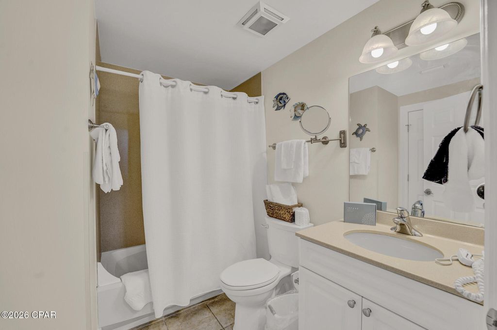 Image 8 of property listing at 9450 S Thomas Drive 1505D, Panama City Beach, FL 32408