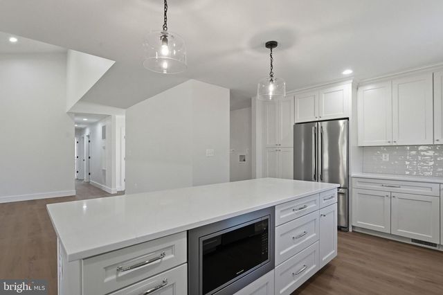 15421 QUAIL RIDGE DR, Amissville, VA 20106