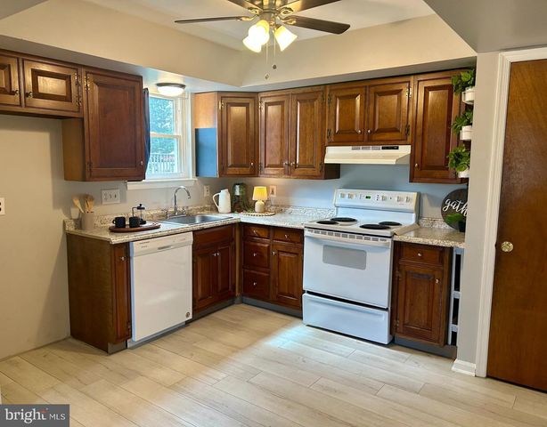 1708 HOLMES AVE, Prospect Park, PA 19076