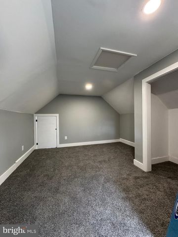 22 W ACADEMY ST, Clayton, NJ 08312