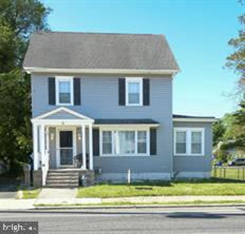 22 W ACADEMY ST, Clayton, NJ 08312