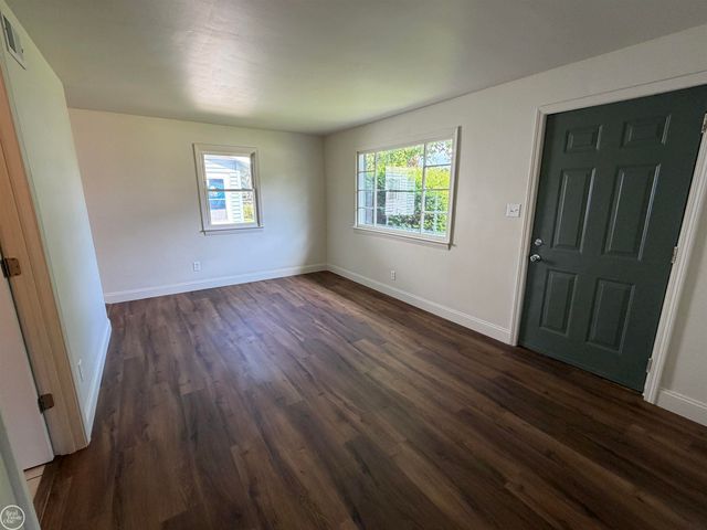 2546 Spruce Street, Port Huron, MI 48060