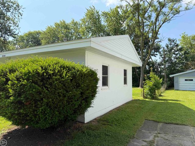 2546 Spruce Street, Port Huron, MI 48060