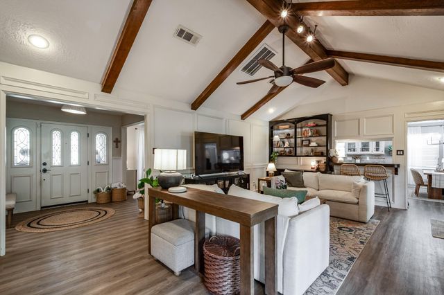 2407 Willow Point Drive, Houston, TX 77339