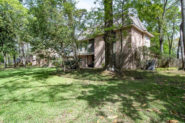 2407 Willow Point Drive, Houston, TX 77339