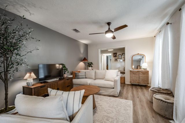 2407 Willow Point Drive, Houston, TX 77339