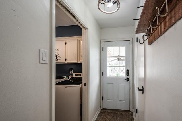 2407 Willow Point Drive, Houston, TX 77339