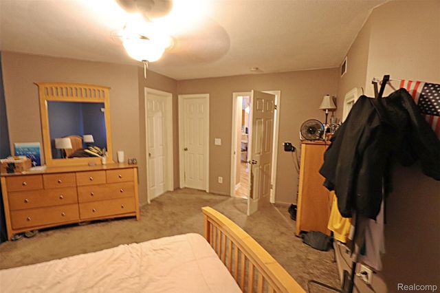 31657 Sibley Road, Romulus, MI 48164