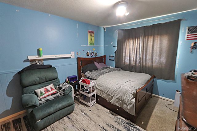 31657 Sibley Road, Romulus, MI 48164