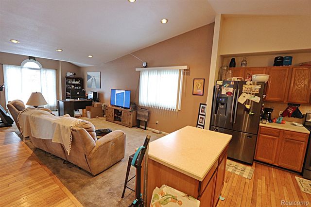 31657 Sibley Road, Romulus, MI 48164