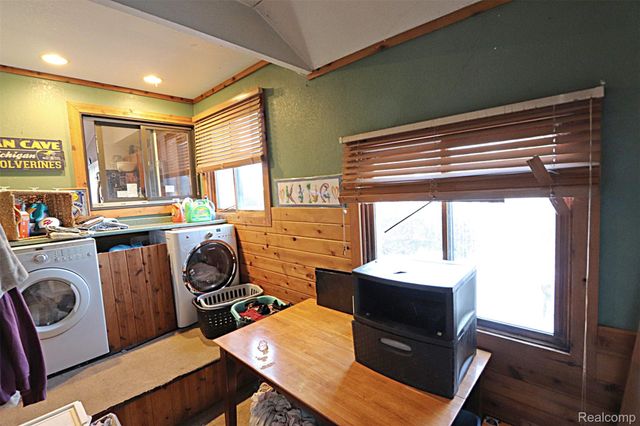 31657 Sibley Road, Romulus, MI 48164