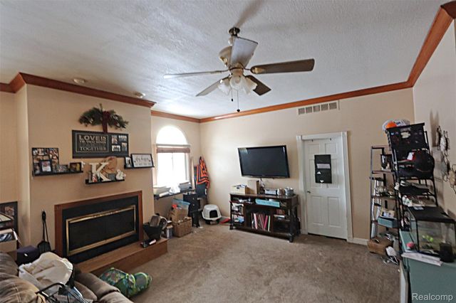 31657 Sibley Road, Romulus, MI 48164