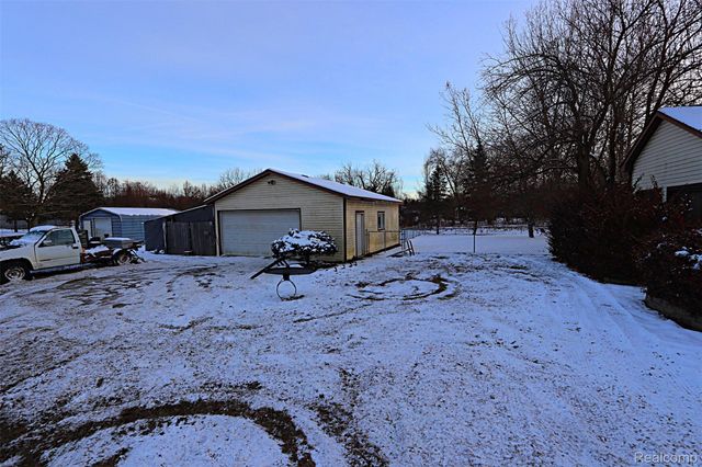 31657 Sibley Road, Romulus, MI 48164