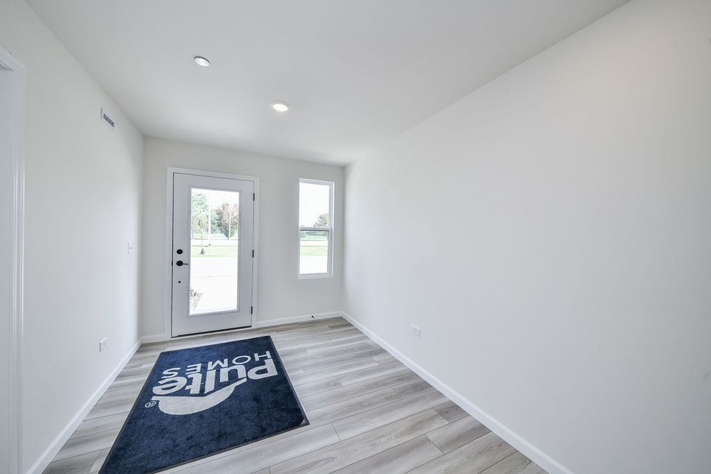 1708 Espacio Drive 3004, Naperville, IL 60563 — photo 2
