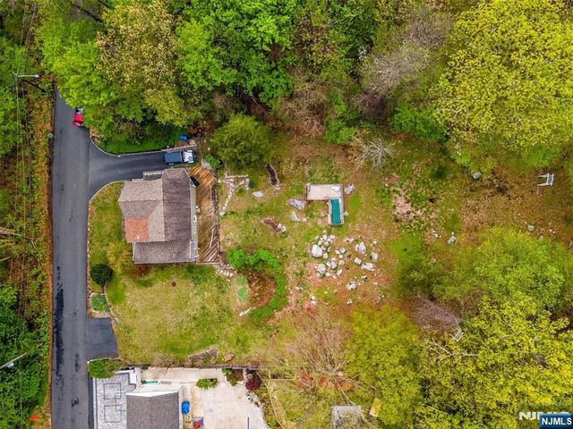 176 Doty Road, Wanaque, NJ 07420