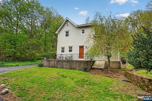 176 Doty Road, Wanaque, NJ 07420