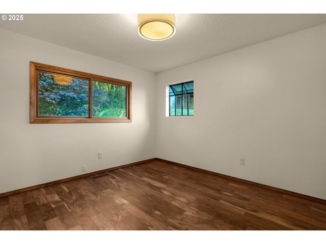 36494 Battle Creek Ln, Astoria, OR 97103