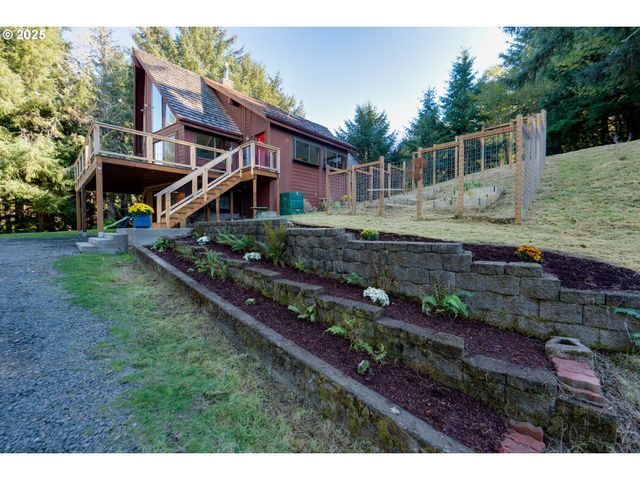 36494 Battle Creek Ln, Astoria, OR 97103