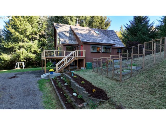 36494 Battle Creek Ln, Astoria, OR 97103