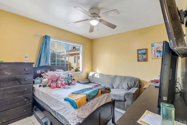 927 S Eucalyptus Ave, Inglewood, CA 90301