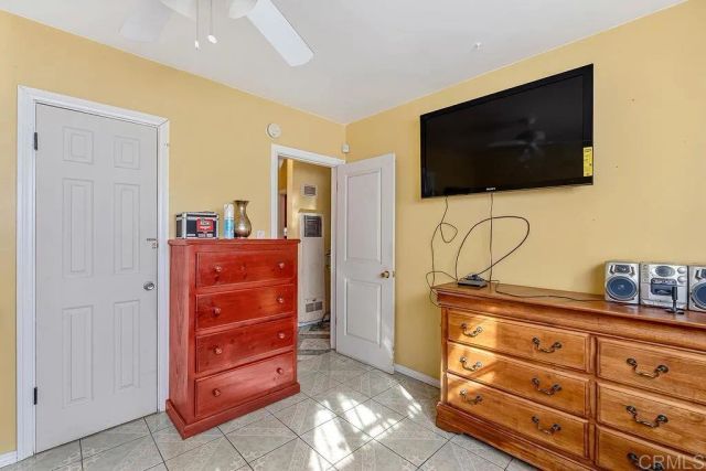 927 S Eucalyptus Ave, Inglewood, CA 90301