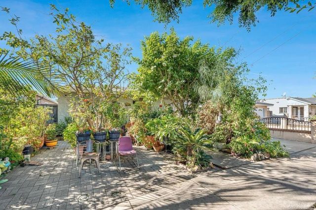 927 S Eucalyptus Ave, Inglewood, CA 90301