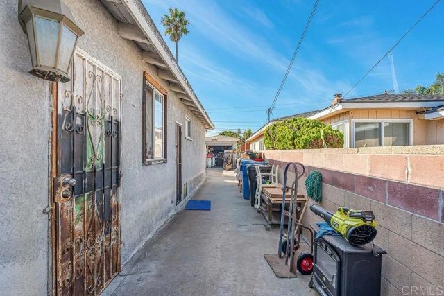 927 S Eucalyptus Ave, Inglewood, CA 90301