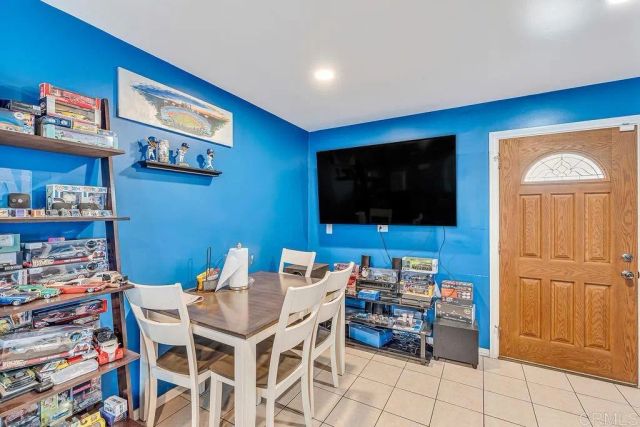 927 S Eucalyptus Ave, Inglewood, CA 90301