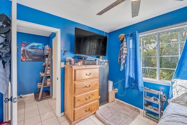 927 S Eucalyptus Ave, Inglewood, CA 90301