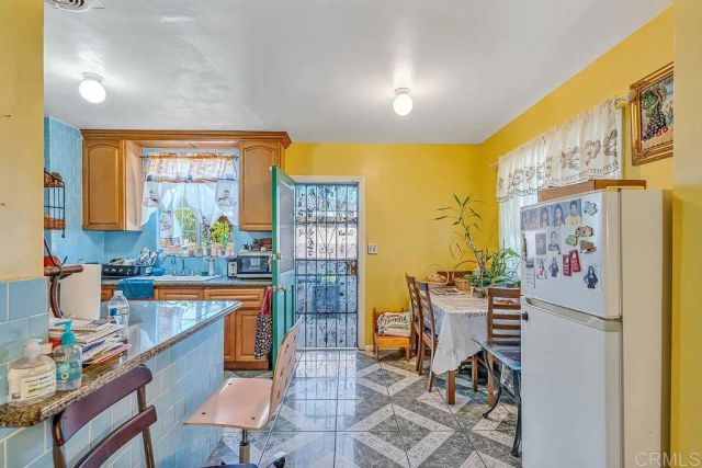 927 S Eucalyptus Ave, Inglewood, CA 90301