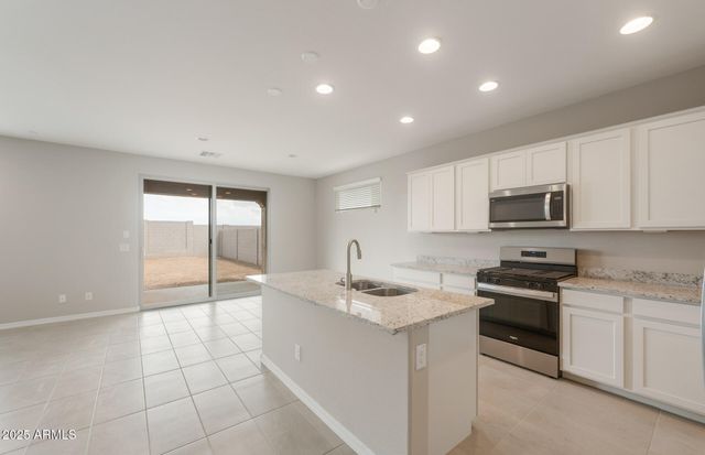 17612 W SAN JUAN Avenue, Litchfield Park, AZ 85340