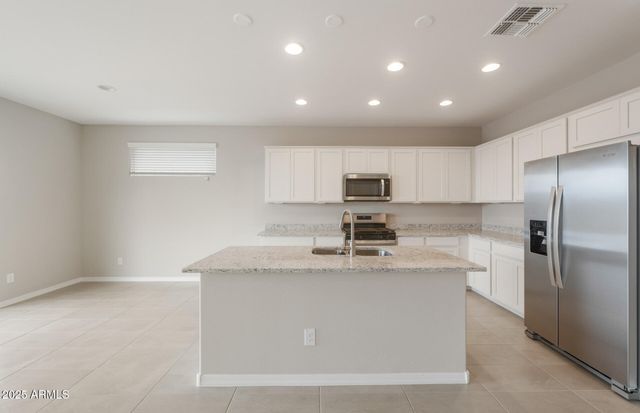 17612 W SAN JUAN Avenue, Litchfield Park, AZ 85340