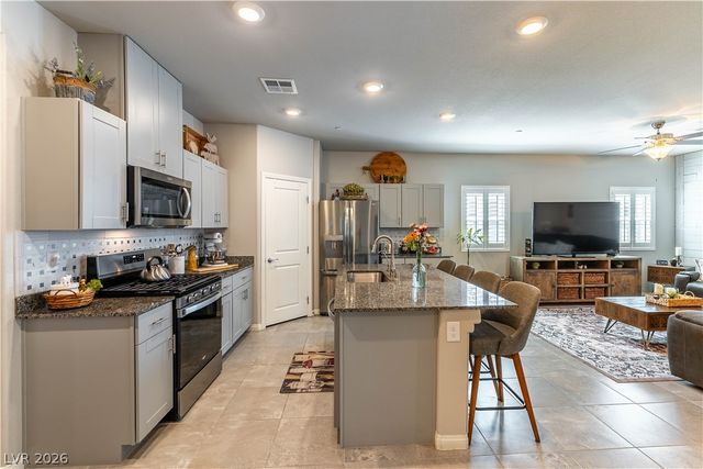 10107 Sequoia Falls Place, Las Vegas, NV 89149