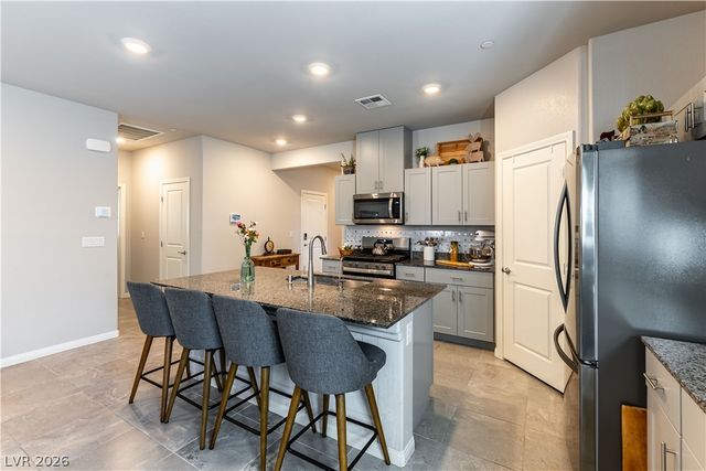 10107 Sequoia Falls Place, Las Vegas, NV 89149