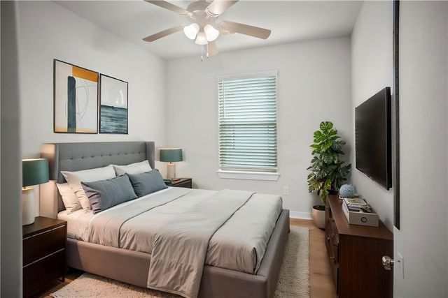 1986 Bourbon Drive, Fayetteville, AR 72703