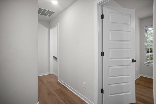 1986 Bourbon Drive, Fayetteville, AR 72703