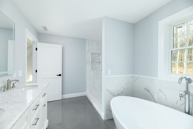 61 Shady, Westminster, MA 01473