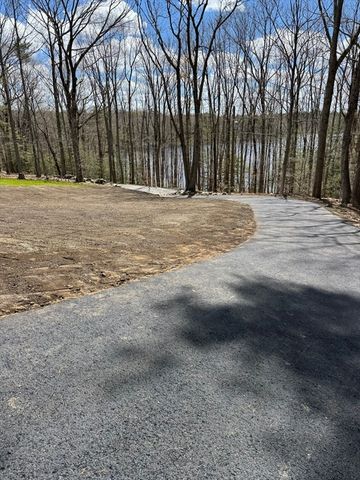 61 Shady, Westminster, MA 01473