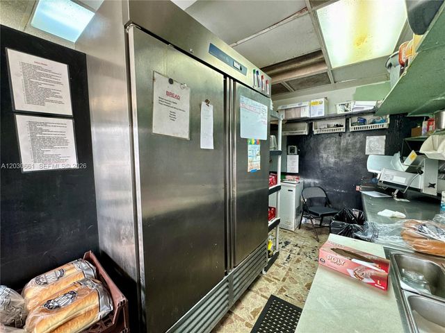 Well-Established Award -Winning Sub Shop with Nearly 50 Years of Success, Pinecrest, FL 33156