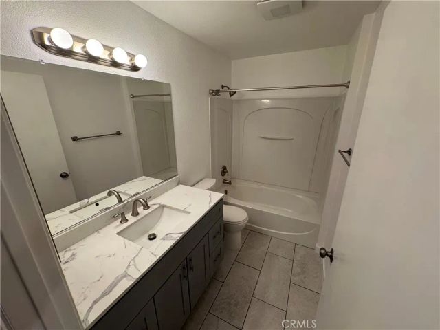 5238 Hayter 2, Lakewood, CA 90712