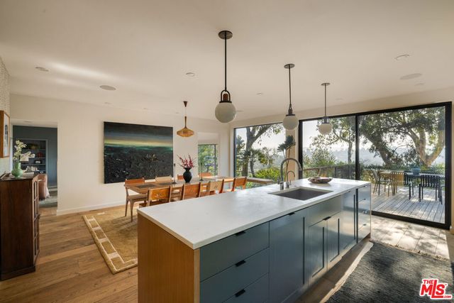 2206 Micheltorena Street, Los Angeles, CA 90039