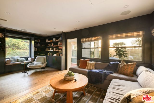 2206 Micheltorena Street, Los Angeles, CA 90039